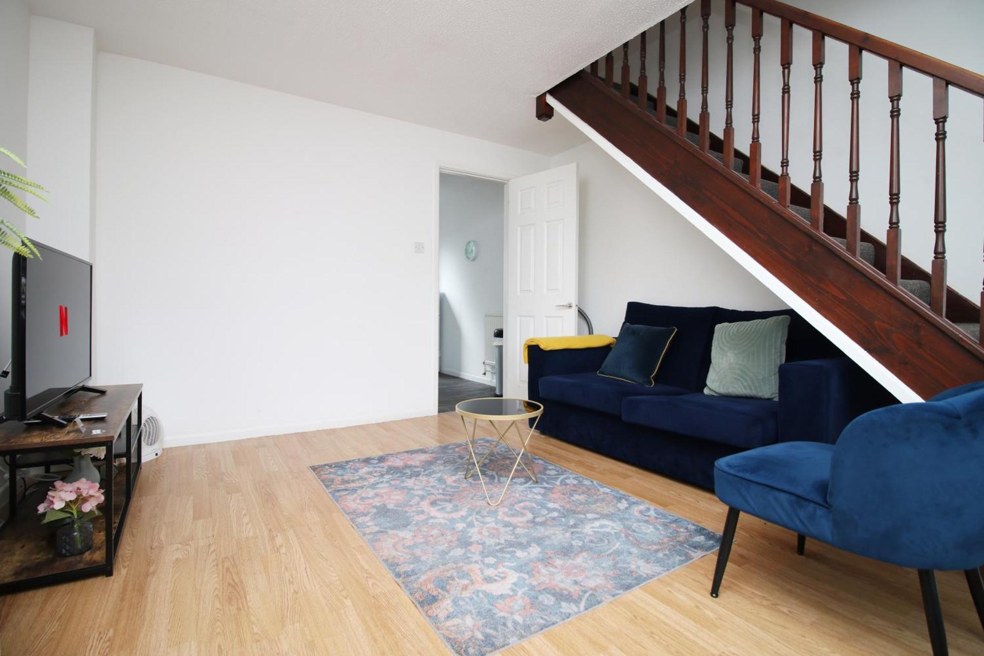 2Bedroom Home- Free Parking, Wi-Fi & Patio- Available For Long Or Short Term 브리스틀 외부 사진